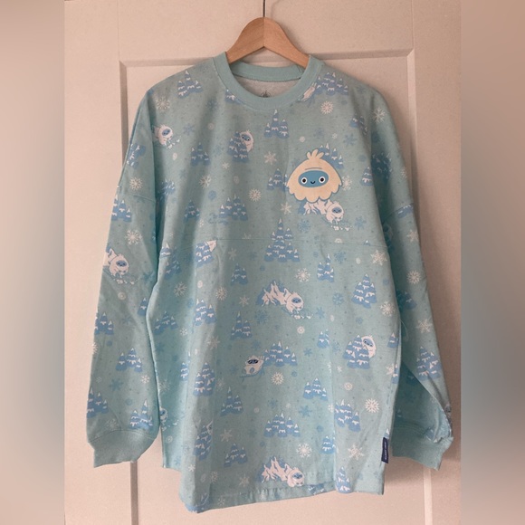 Disney spirit jersey NWT Size Small Yeti - Picture 1 of 13